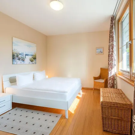 Kaiservillen - Mit 1 Schlafzimmer Und Balkon D234 شقة *